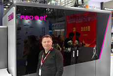 Компания Arojet представила флагманскую ЦПМ на выставке Sino-Label 2026 в Гуанчжоу